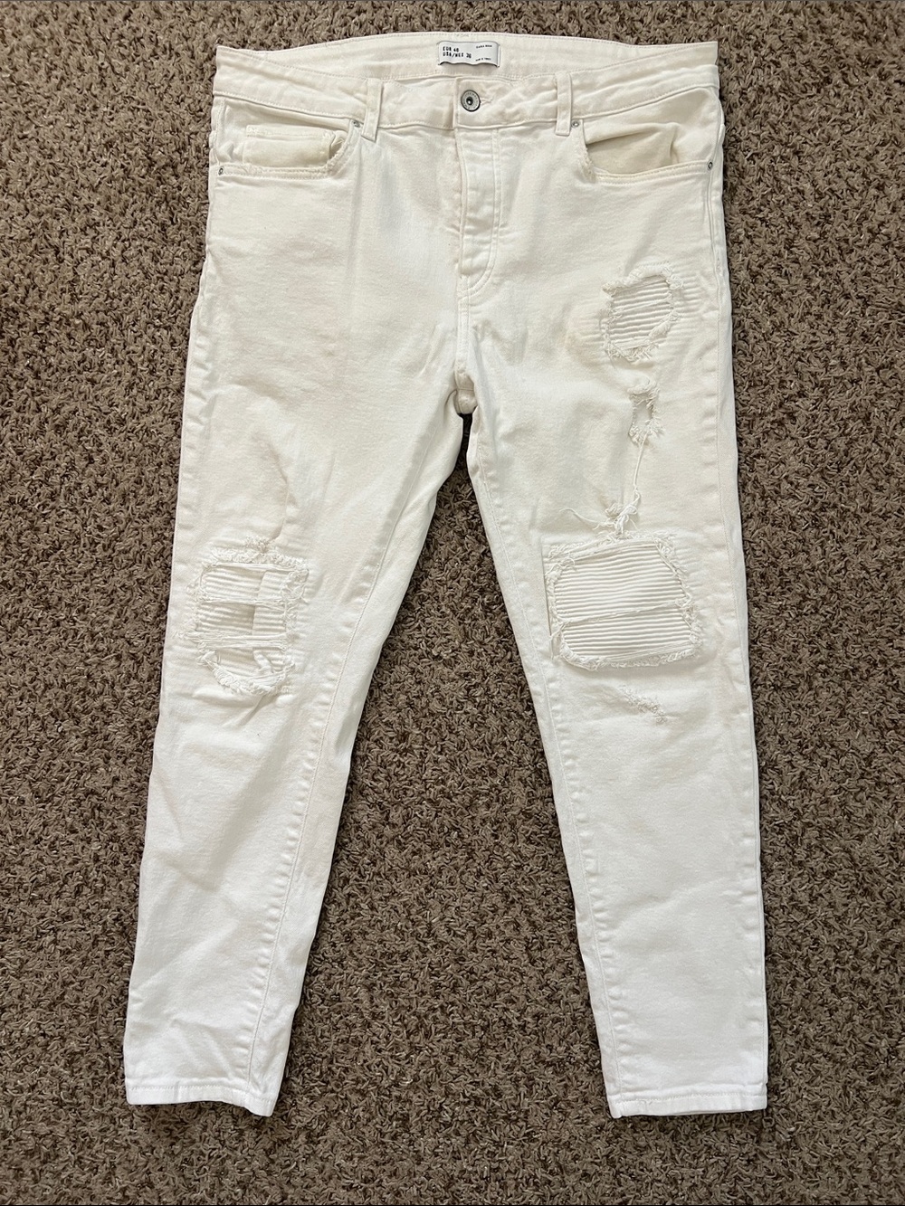 Zara Men’s White distressed skinny jeans size 36
